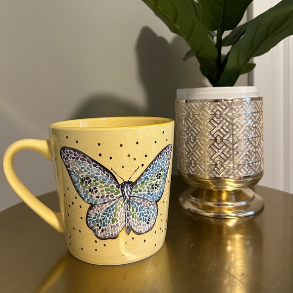 Large Oversized Yellow Mosaic Butterfly Mug - Picture 4 of 4